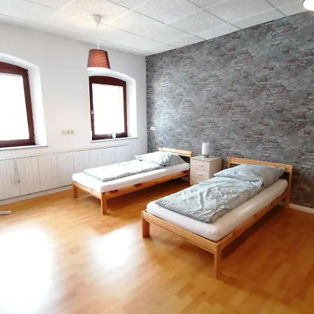 Apartman Geraeumige In Zentraler Lage *